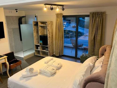 Airport Luxury Stay in Athen