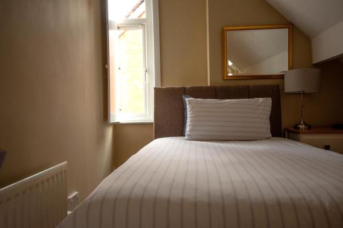 Salamander Guest House - image 11