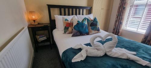 Toffees Townhouse a 2 Bed House in Liverpool 1 Mins walk to Goodison Park, Liverpool (photo 8)
