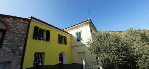 La casa gialla del Ristoro Agricolo Vecchiano