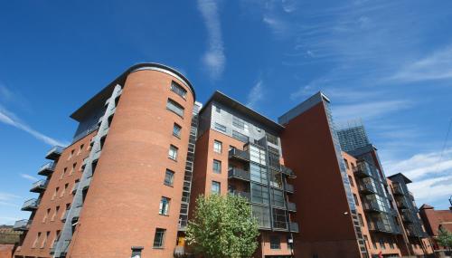 Stay Deansgate Apartments for 14 nights plus - image 3