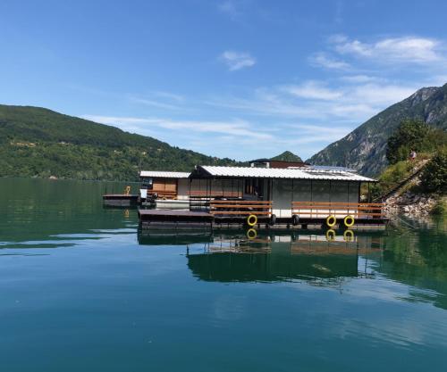 . Floating apartments