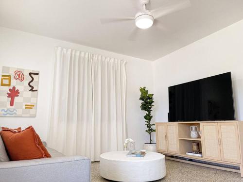 Casa Eve near Gozalandia Waterfalls in San Sebastian