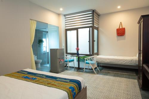 Deluxe Room image 6