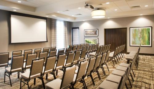 SpringHill Suites by Marriott Bend - image 6