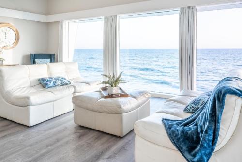CB-2445A - Carlsbad Casa De Los Sueños | Unit A in Carlsbad, USA