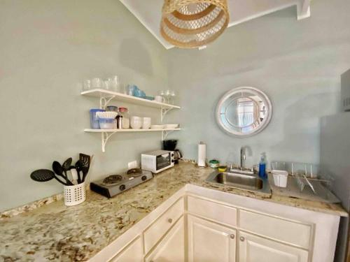 Beach Bliss - 1BR Villa with Pool 2 blocks from ocean - image 5