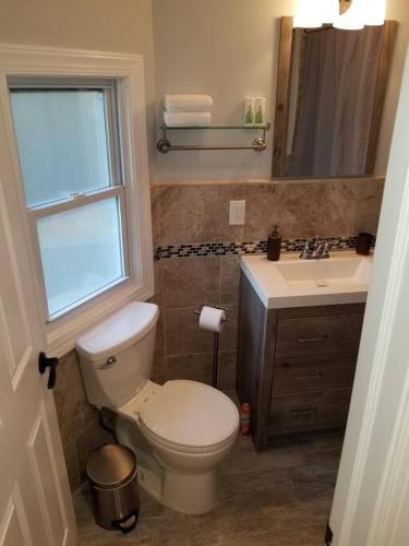 Wonderful & Cozy Apartment Close to Time Square NYC in North Bergen, USA