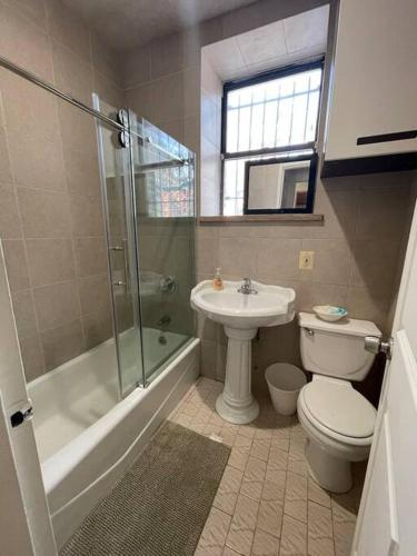 2B CLOSe in New York, USA