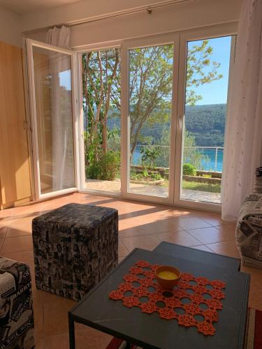 Apartments with parking space Rabac, Labin - 7410 in ราบาค