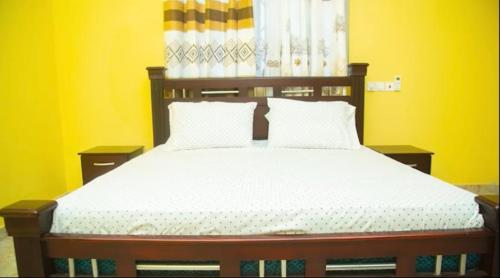Extended stay suite, Tema. in Tema