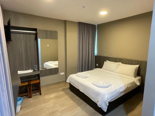 Zitro Hotel – Port Dickson, LA