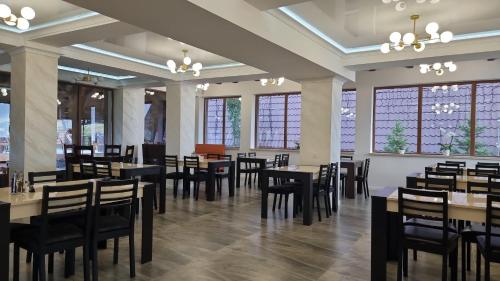 Cabana Restaurant TERRA in Rânca - Novaci