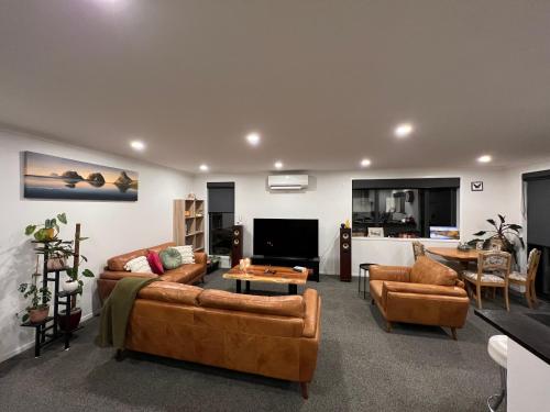 Facilities, Convenient and comfortable Waitara in Waitara