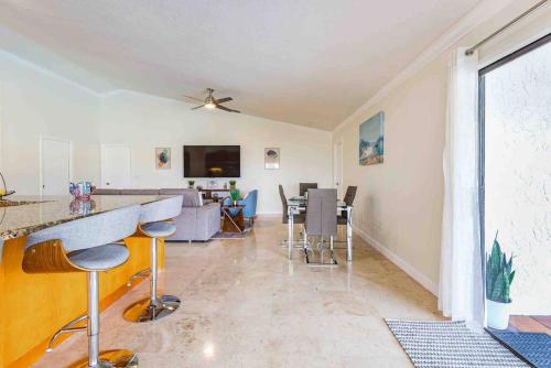 4/3.5 House with pool- Boynton Beach, FL. in Greenacres City (FL)