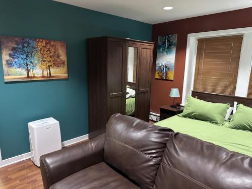 VAAST Bed & Breakfast, Adamstown (photo 3)