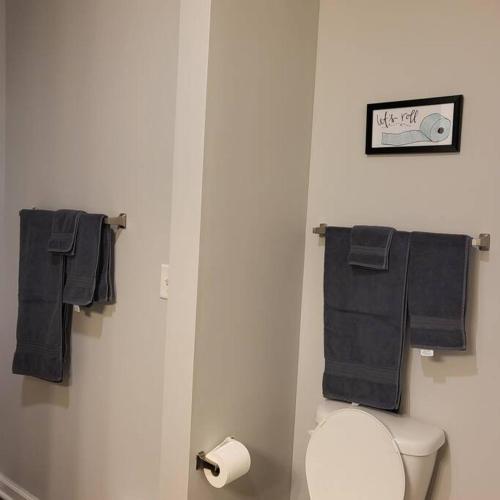 Stylish and Spacious, close to the Hospital. in Fort Wayne, USA