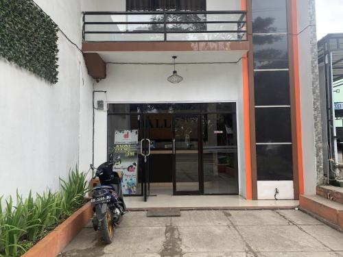 Entrada, Hotel O Penginapan Laota Syariah Near Rumah Sakit Islam Faisal Makassar in Luwuk