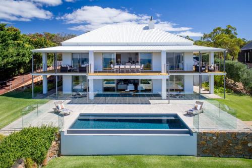 Bilyarra I Private Properties