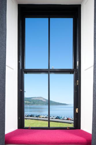 The Douglas Hotel - image 10