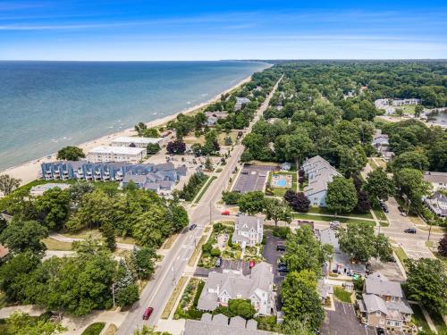 Yelton Manor Bed and Breakfast