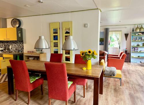  Het Melkhuis op prachtig Landgoed Koepeltjesplaats in Gaast