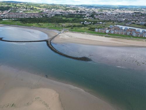 Coastal Retreat in Carmarthenshire