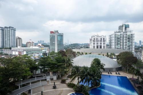 Tropics Condo near TTDI Train Station