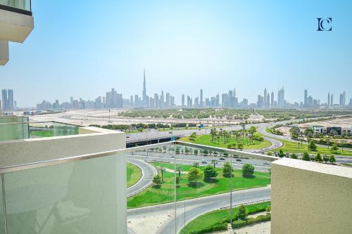Luxury Escapes - Brand New Studio with View - Azizi Farhad Jaddaf, Дубай