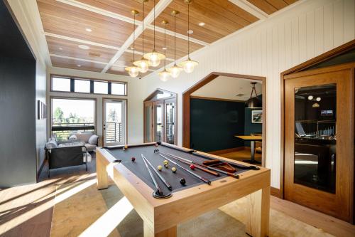 Mountain View 2br w wd pool gym nr tech HQs SFO-1204 Mountain View 2br w wd pool gym nr tech HQs SFO-1204