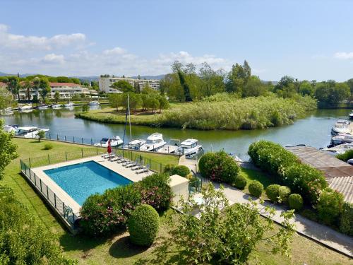 Magnifique 4 pièces avec Terrasse, Piscine - Location saisonnière - Mandelieu-la-Napoule