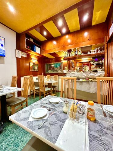 Hotel Fiorella - image 3