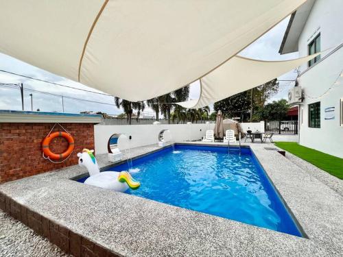 Klebang Melaka Private Pool 12pax-4BR-Sing K-Coway Klebang Melaka Private Pool 12pax-4BR-Sing K-Coway