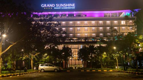 Grand Sunshine Resort & Convention