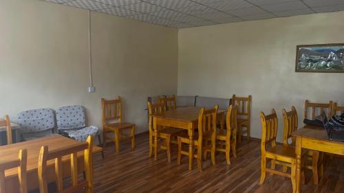 Közös társalgó / TV, Travelers Guest House in Ölgij