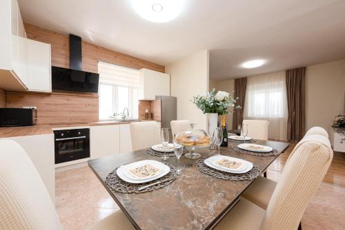 virtuve, Villa New Life Zadar in Debeljak