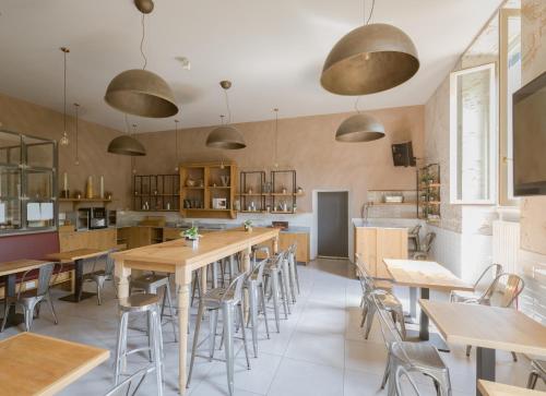 Banquet hall, Hostel 7 Santi in Florence