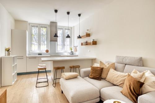 Hostmate - Milano - Anelli 1 - Crocetta, Milan