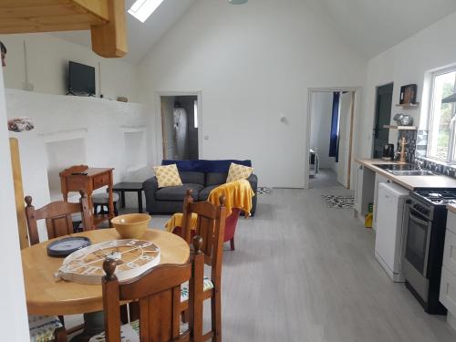 B&B Tralee - Beautiful 3-Bed House close to Ballybunion - Bed and Breakfast Tralee