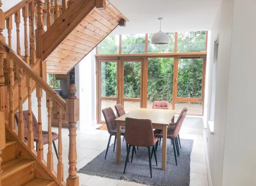 Old Court Holiday Homes Terryglass 4 Bed No 12 by Trident Holiday Homes in 섀넌 공항