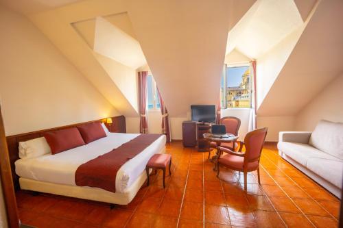 Hotel Florida - image 4
