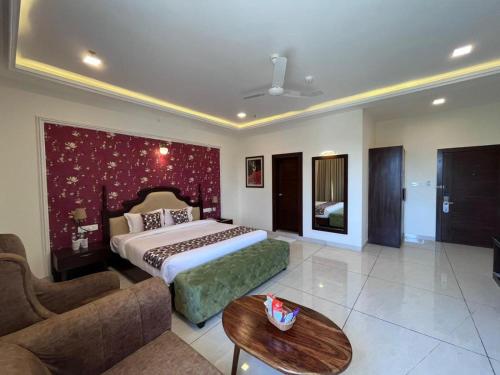 Luxury Hotel Udaipur in Udaipur