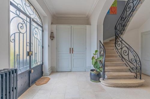 Four-Bedroom House image 4