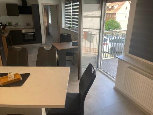 廚房, Ferienwohnung an der Linde in 比紹夫斯海姆a.d.力弘