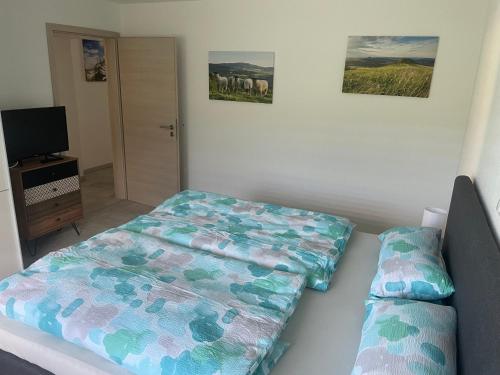 Ferienwohnung an der Linde in 比紹夫斯海姆a.d.力弘