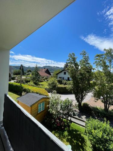 สภาพแวดล้อมโดยรอบ, xiApartment in โฮเชท