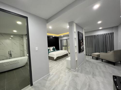 Khach san Che yen Nha Trang in Phuoc Hoa