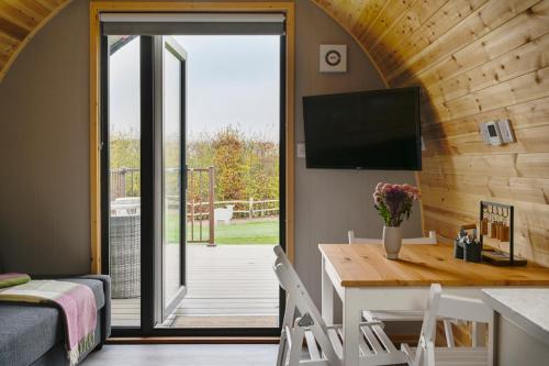 Little Quarry Glamping Bed and Breakfast