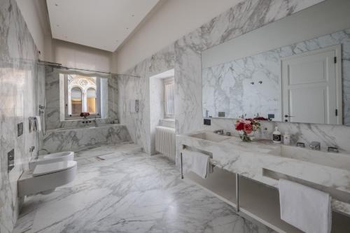 Apartments Florence - Palazzo Signoria luxury Apartments 1-Biancone, Florence (photo 7)