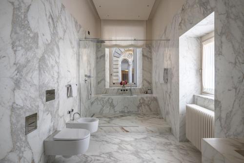Apartments Florence - Palazzo Signoria luxury Apartments 5 - Nettuno - image 12